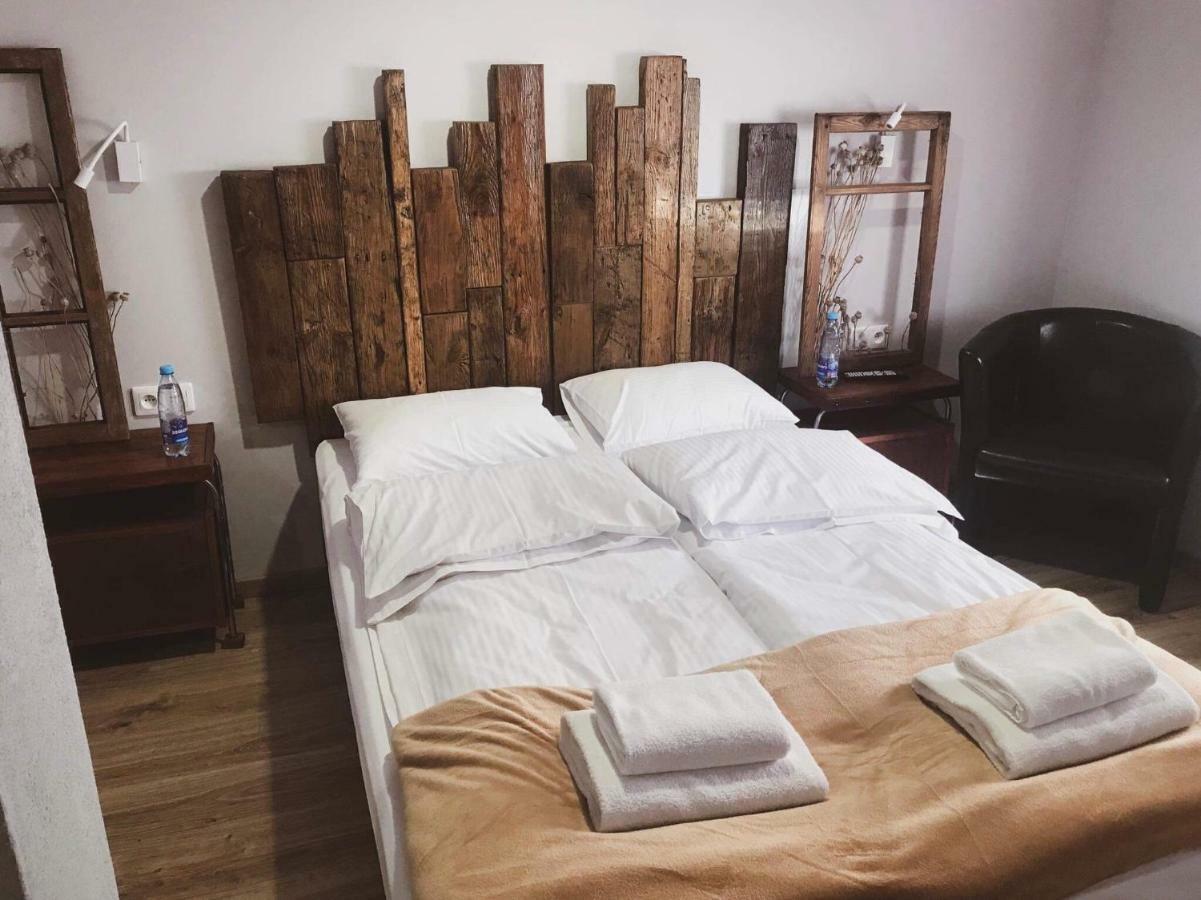 Chutor Nad Narwia Bed & Breakfast Ploski Exterior photo